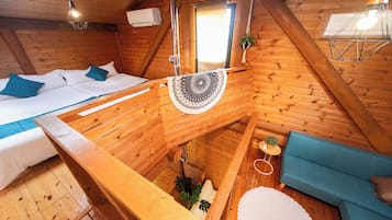 3 bedrooms, desk, free WiFi, bed sheets