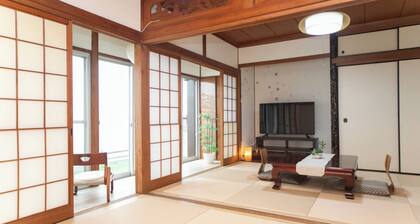 A maximum of 12 people can be accommodated / Awaji Hyōgo