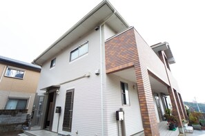 Exterior - A spacious 3LDK apartment for rent in Kuruma Awaji City / Awaji Hyōgo (Awaji)
