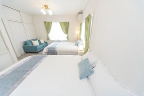4 bedrooms, desk, iron/ironing board, free WiFi