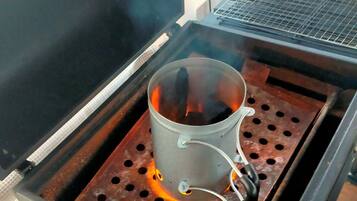 Kjøleskap og kjøkkenutstyr