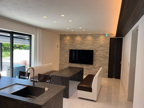 Ten seconds to the sea Limited to one group per d / Awa-gun Chiba