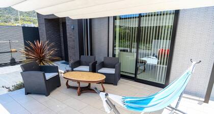 Ten seconds to the sea Limited to one group per d / Awa-gun Chiba