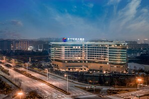 Exterior - Wuhu Suning Universal Hotel (Wuhu)