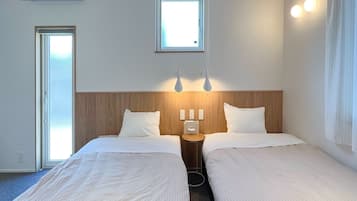 1 bedroom, desk, free WiFi, bed sheets