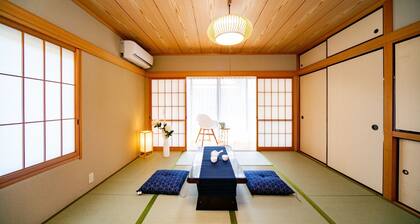 A large detached house villa in Yamate Sumoto City available for rent / Sumoto HyĆgo