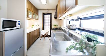 It is a large detached house villa chartered typ / Sumoto Hyōgo