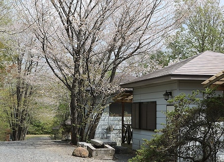 施設の敷地. 鷲の巣キャンプ場 キャビン(和・洋)1~7名 / 芳賀郡 栃木県