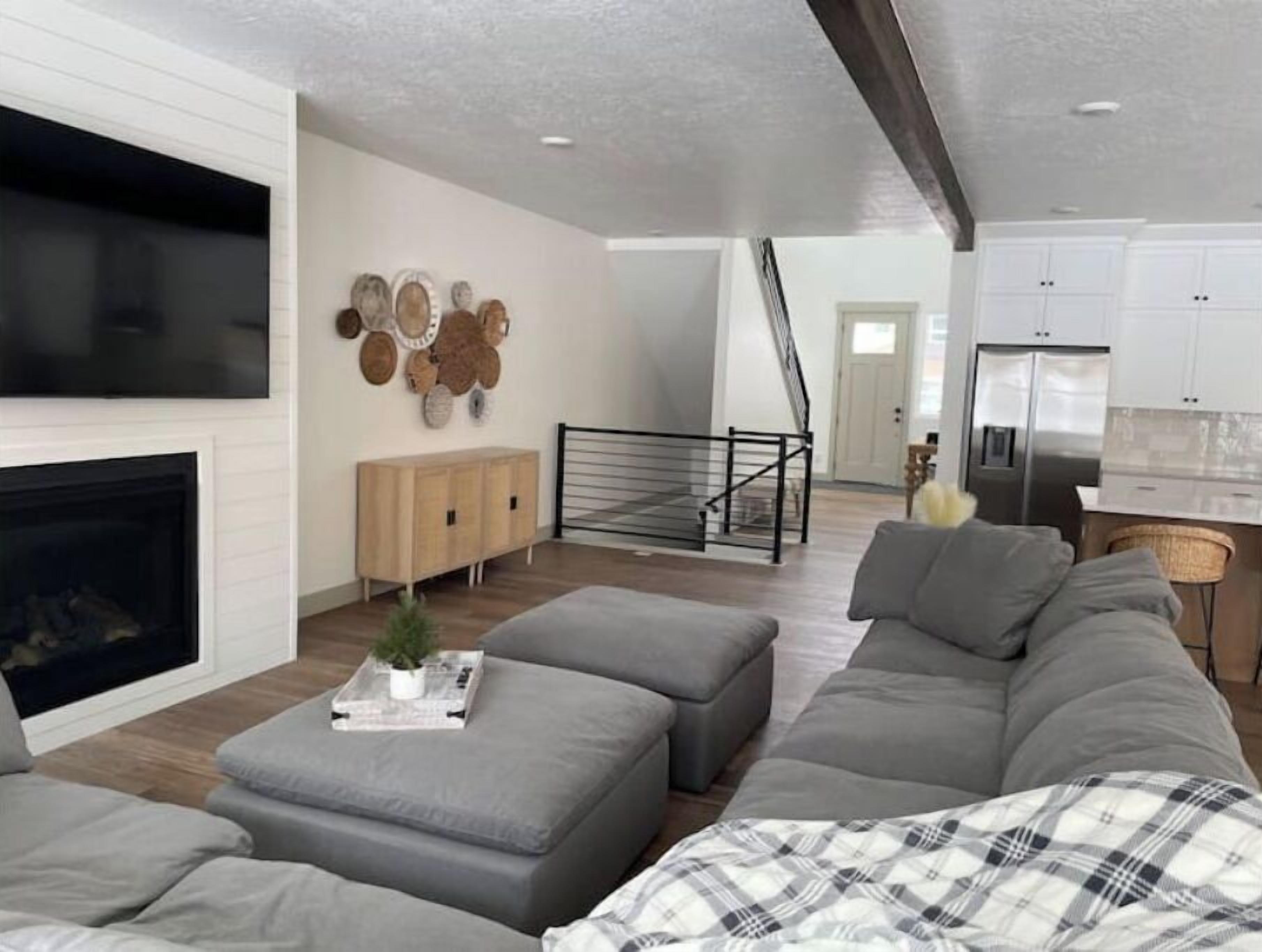 TV, fireplace, table football, ping pong