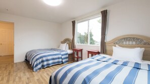5 bedrooms, iron/ironing board, free WiFi, bed sheets