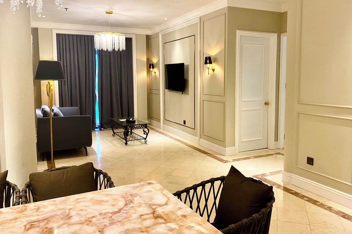 Suite 3 Bedrooms | Premium bedding, in-room safe, desk, soundproofing