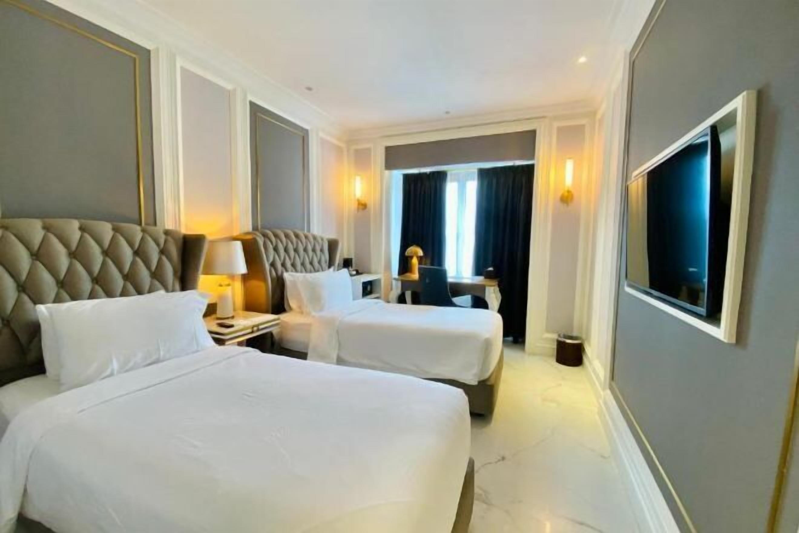 Premium bedding, in-room safe, desk, soundproofing