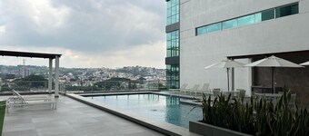 New luxury apartment with king - size bed Ceibos,