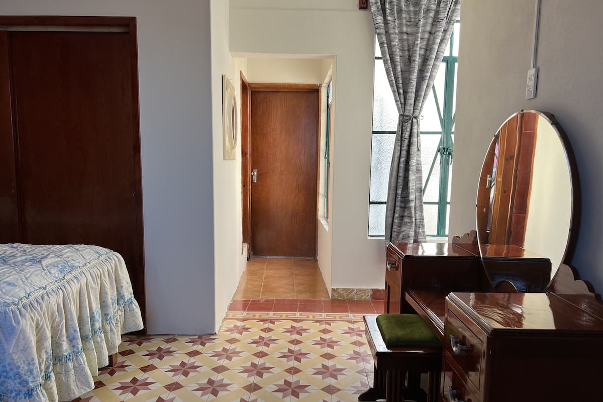 Family Double Room | Laptop workspace, blackout drapes, soundproofing, free WiFi