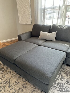 Smart-TV, videospill, fotballspill og bøker