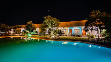 Piscina externa