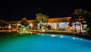 Piscine extérieure