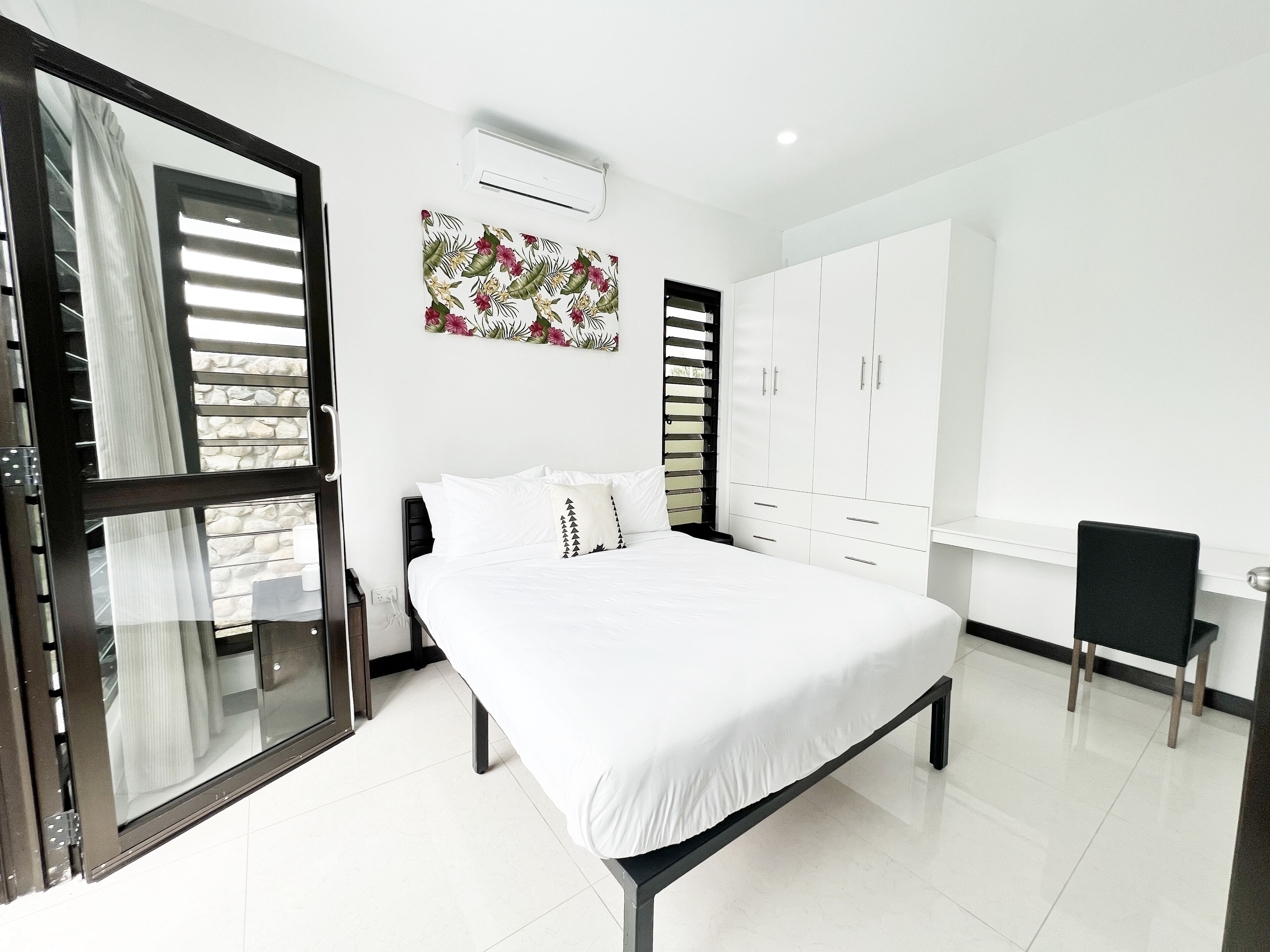 3 camere, ferro/asse da stiro, Wi-Fi gratuito