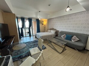 Luksus-lejlighed - flere senge - udsigt til kanal | 1 soveværelse, skrivebord, arbejdsområde til bærbare computere