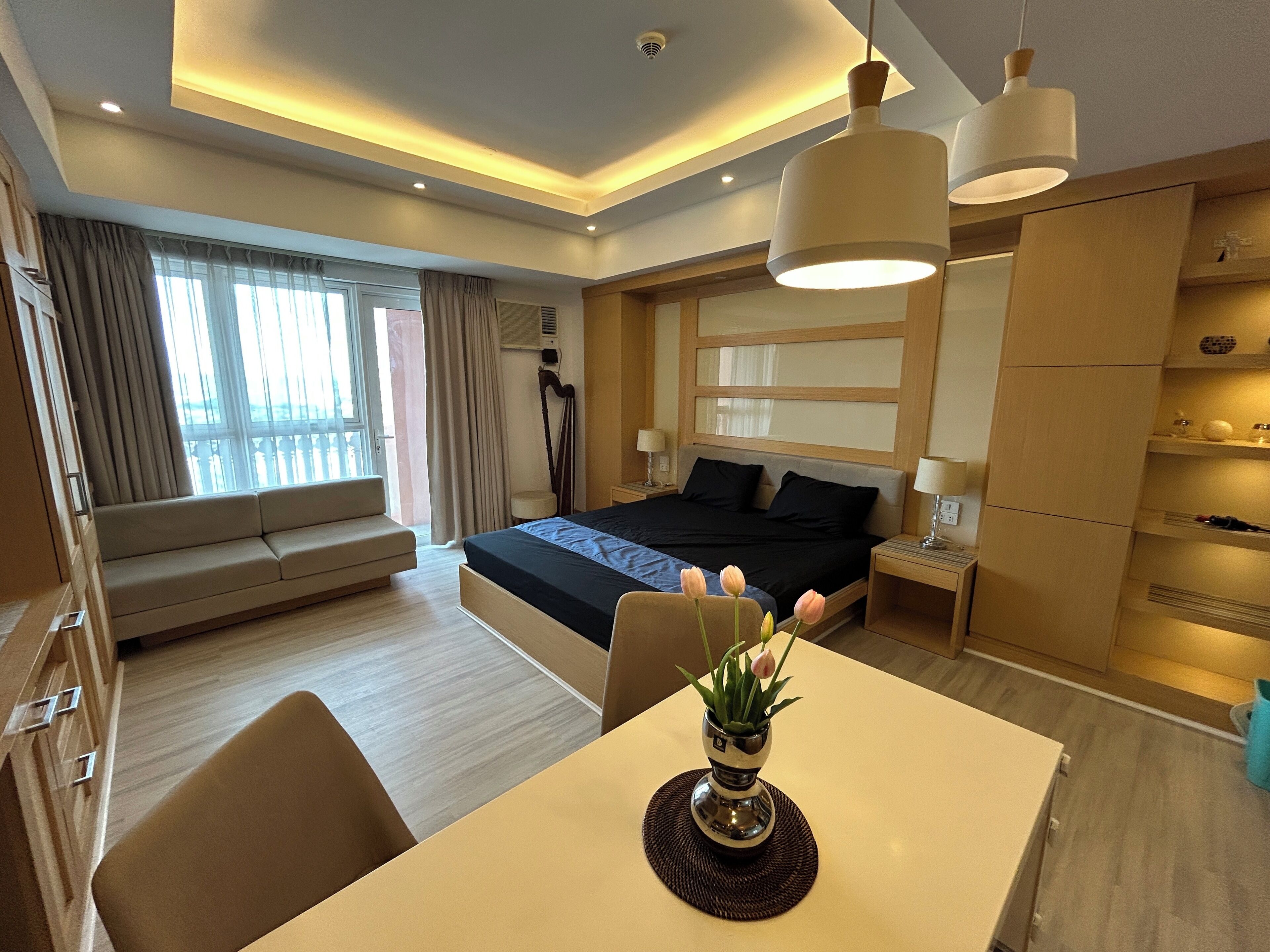 1 bedroom, desk, laptop workspace, blackout drapes