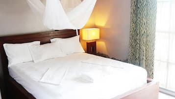 5 bedrooms, WiFi, bed sheets