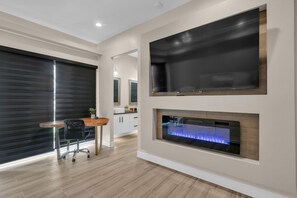 Interior - Oasis in the Desert-Heated Pool (El Paso)