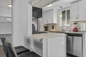 Apartment | 1 bedroom - Stylish 1BR Zilker Evonify (Austin)