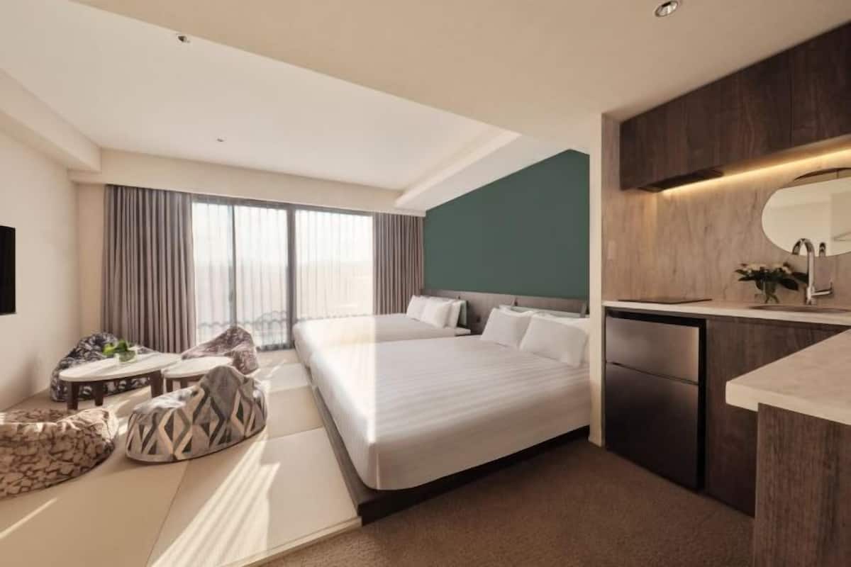 Free WiFi, bed sheets