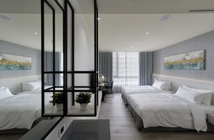 精品双床房, 多张床, 无烟房 | 羽绒被、迷你吧（备有免费物品）、客房内保险箱、办公桌