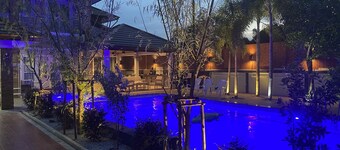 Lets Chill Pool Villa Najomtien Sattahip