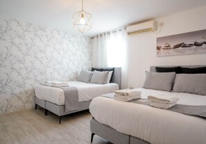 Biệt thự phong cách cổ điển | 6 phòng ngủ, bàn, bàn ủi/dụng cụ ủi quần áo, bộ trải giường 