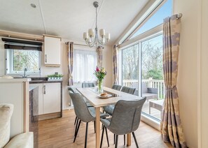 Dining - Cannington Lodge (Pet friendly) (Cheddar,)