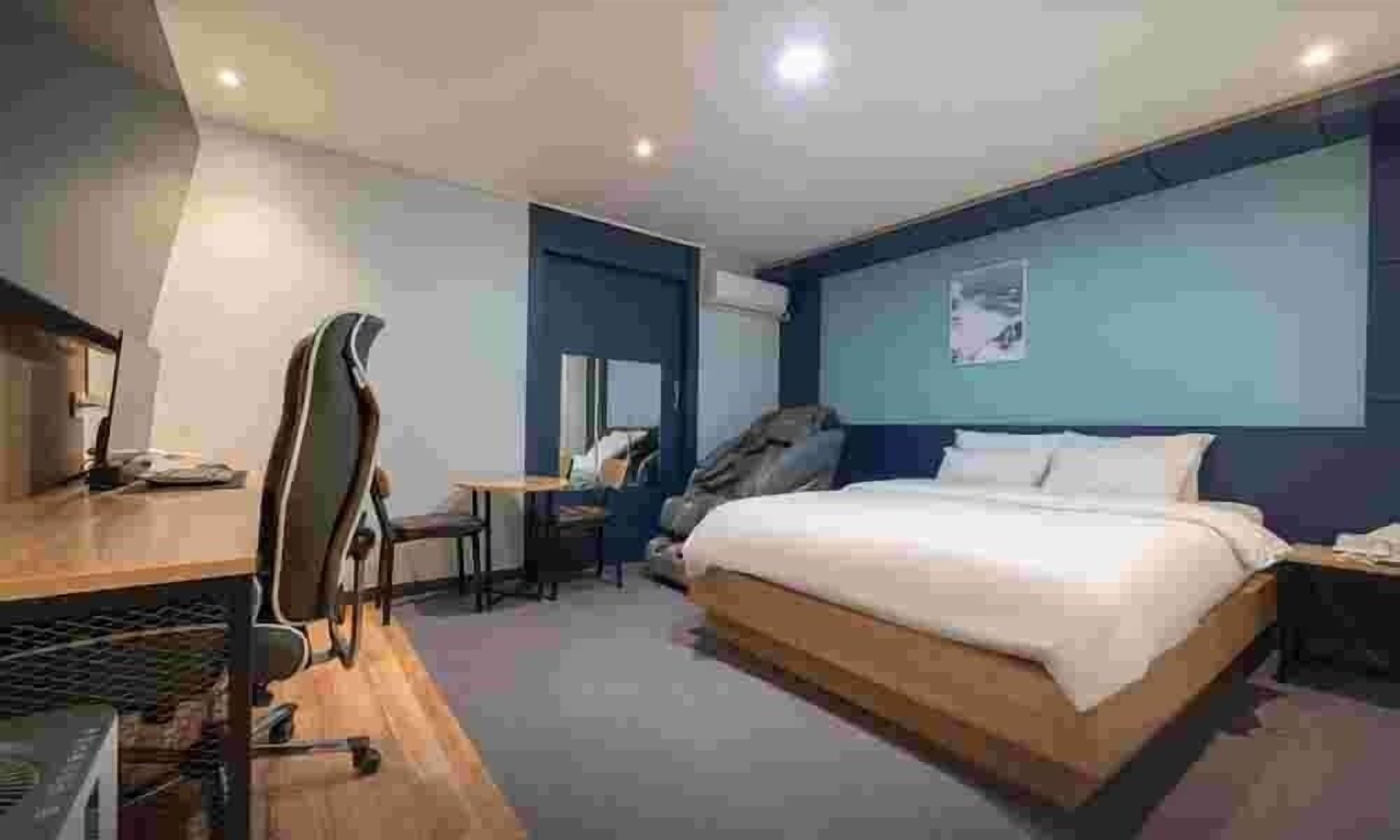 Individually decorated, individually furnished, free WiFi, bed sheets