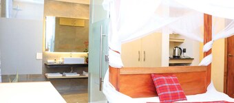 River Lumi Resort - Taveta