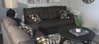 Cozy Townhouse in Quiet Area