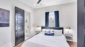 5 bedrooms, desk, iron/ironing board, travel cot