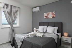 3 bedrooms, iron/ironing board, travel crib, free WiFi - Villa LiLi Apt 1 with balcony (Poreč)