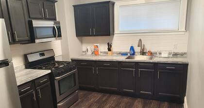 Spacious 8 bedrooms House