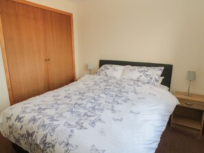 3 Schlafzimmer, individuell dekoriert, individuell eingerichtet