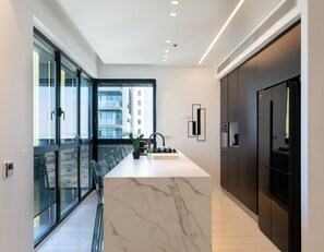 城市公寓 | 私人厨房 | 冰箱、微波炉、烤箱、炉灶