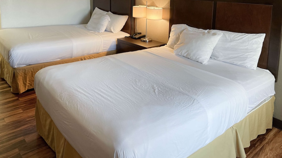 Motel 6 Fancy Gap, VA