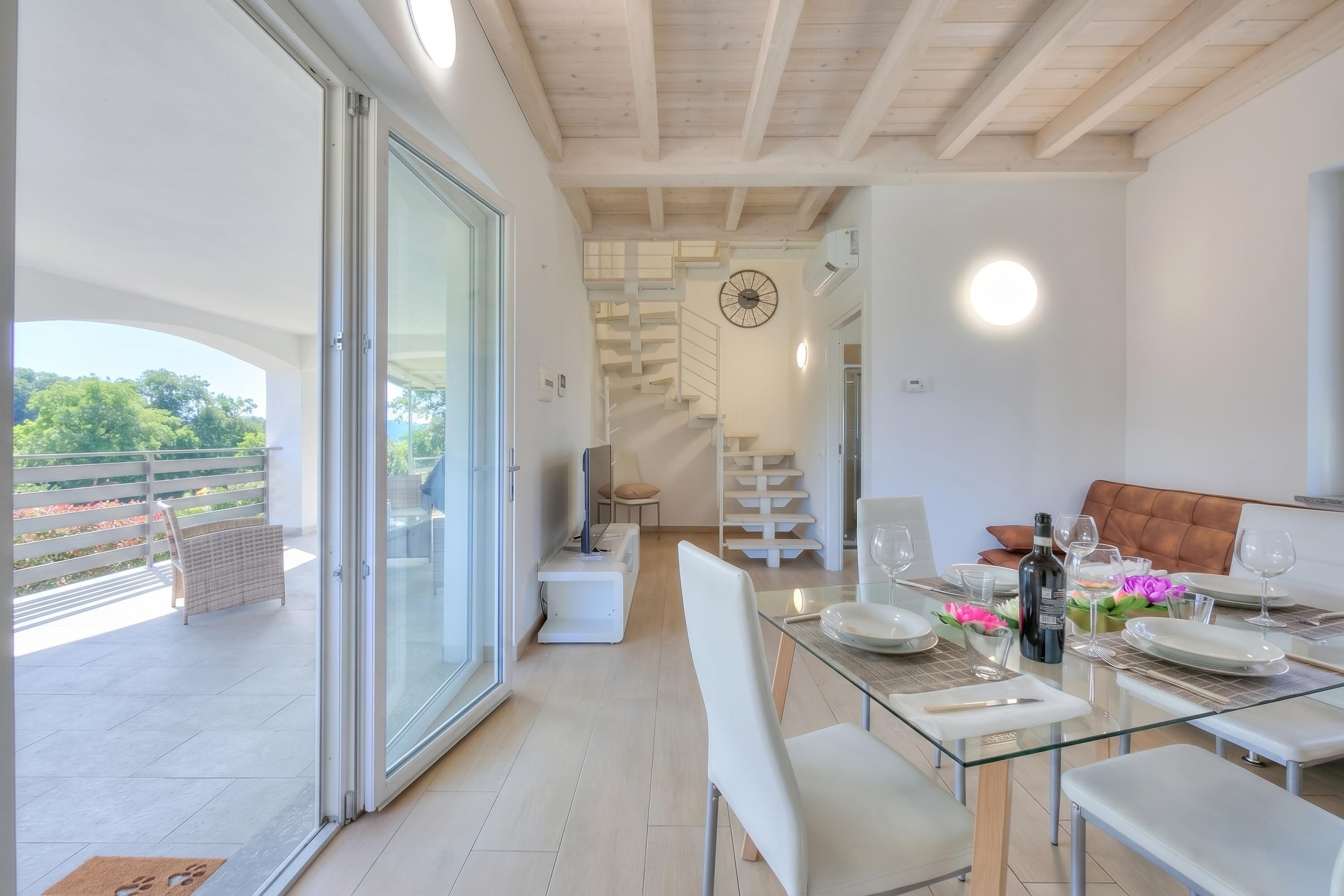 Family Apartment, Multiple Bedrooms, 2 Bathrooms (Golden Terrace) | Interior