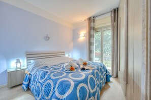 Familienapartment, 2 Schlafzimmer (Barbarano House - near beach) | 2 Schlafzimmer, kostenloses WLAN, Bettwäsche