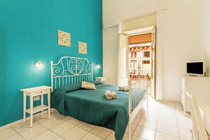 Family Apartment, Multiple Bedrooms, 2 Bathrooms (Sicula home in the city center) | 3 bedrooms, laptop workspace, free WiFi, bed sheets - Sicula home in the city center (Catania)