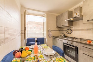 Family Apartment, Multiple Bedrooms, 2 Bathrooms (Sicula home in the city center) | Private kitchen - Sicula home in the city center (Catania)