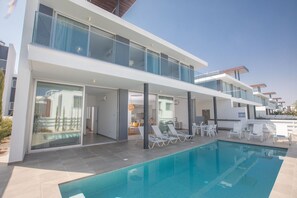 Villa, 4 Bedrooms, Private Pool, Garden View | Pool