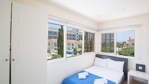 Villa, 4 soverom, privat basseng, hageutsikt | 4 soverom