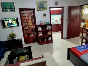 Apartment, 1 Bedroom, Terrace, Lake View | Living room