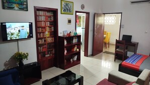 Apartamento, 1 quarto, terraço, vista para o lago | Parte interna