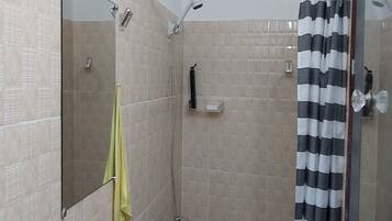 Apartment, 1 Bedroom, Balcony | Bathroom shower